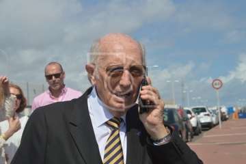 Acto de descubrimiento de la placa de la calle de Farmacéutico Francisco Artiles Betancor (Foto TA)